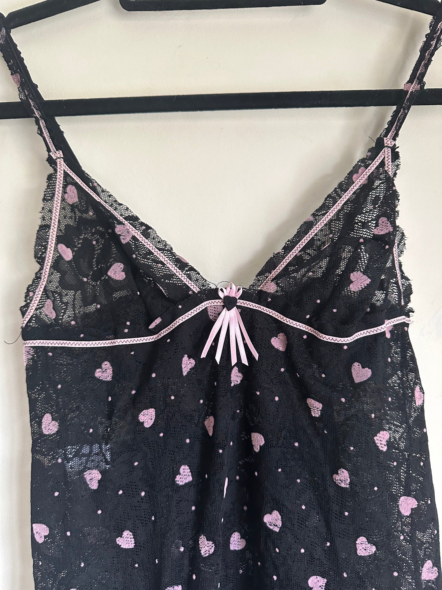 Heart graphic lace cami