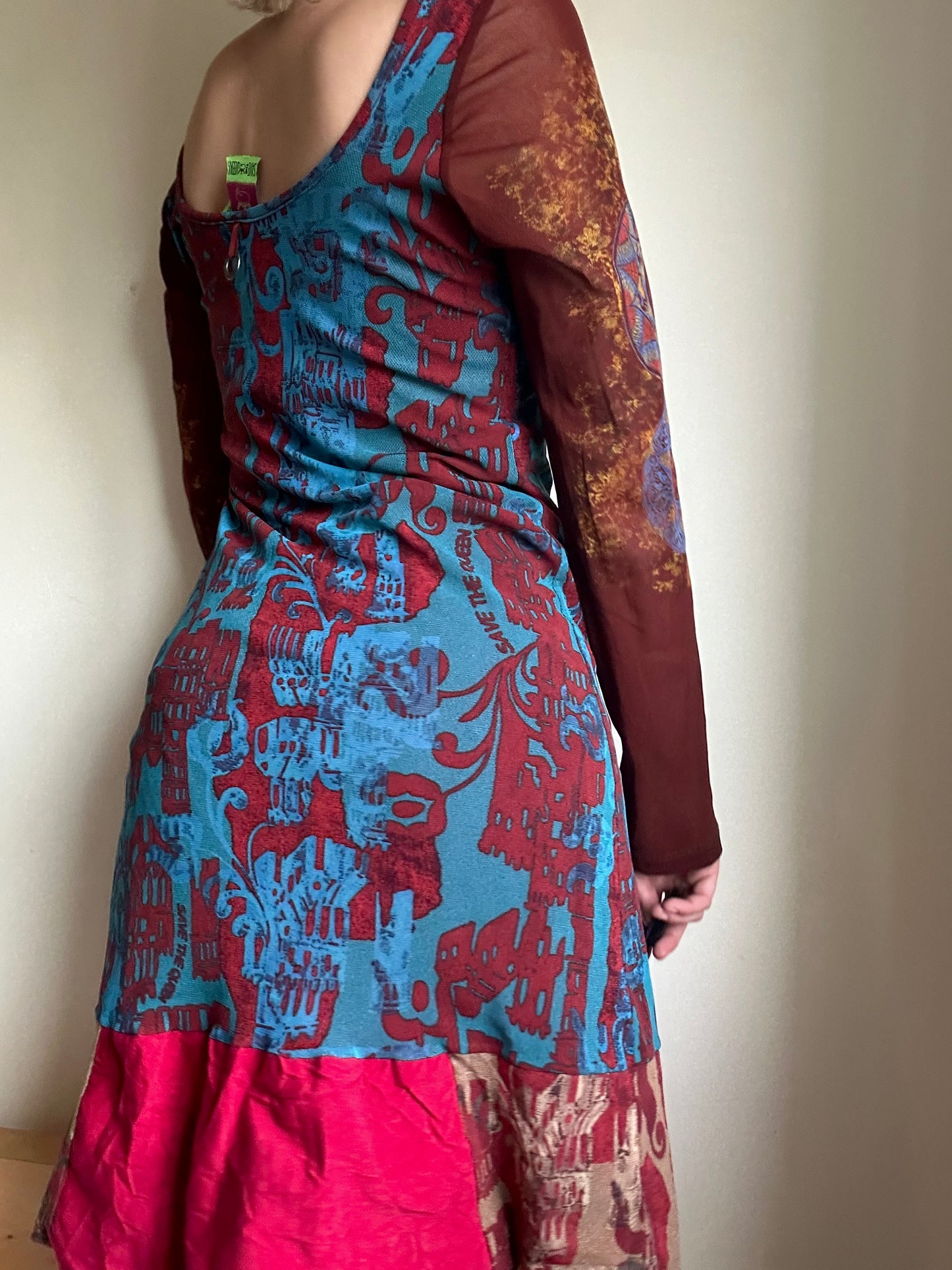 Save The Queen midi dress