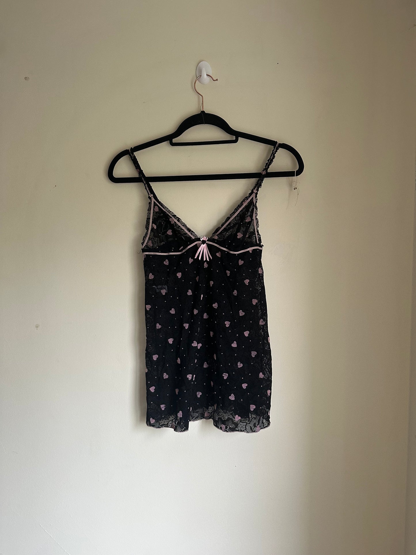 Heart graphic lace cami