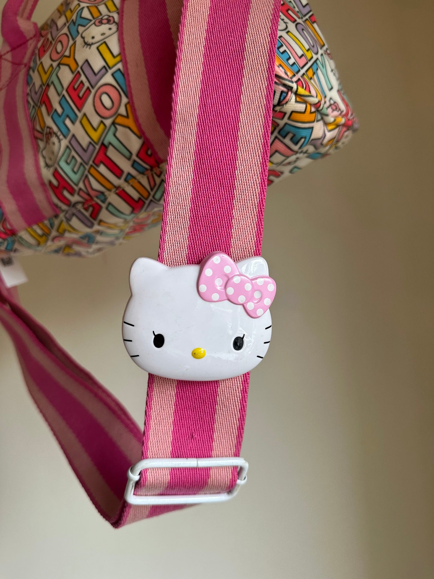 Hello kitty crossbody bag