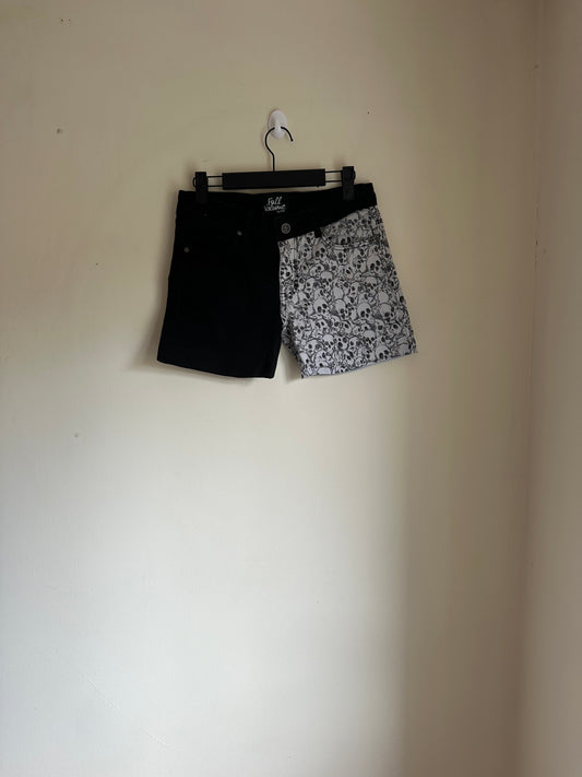 Skull graphic hot pants