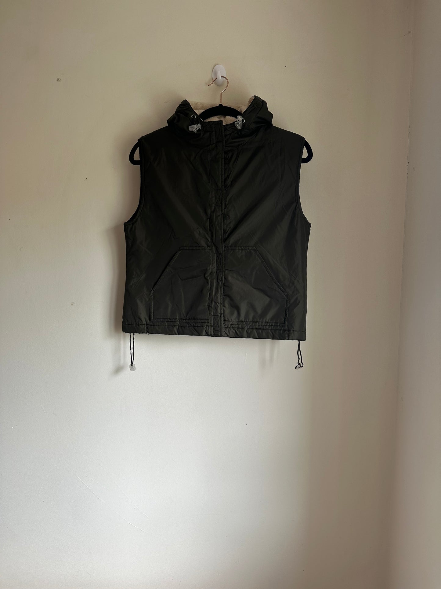 Cropped gilet