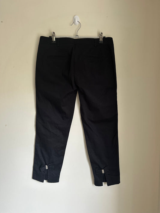 Capri bow pants