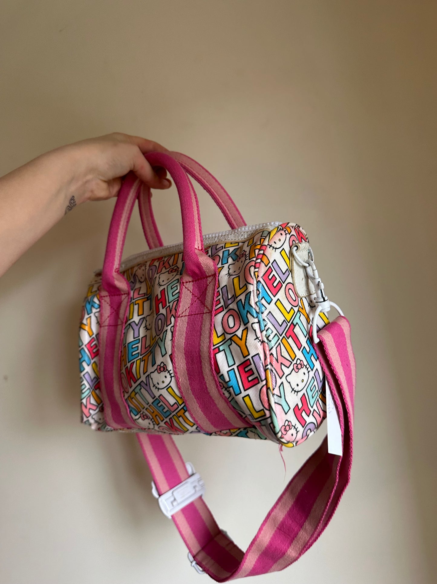 Hello kitty crossbody bag