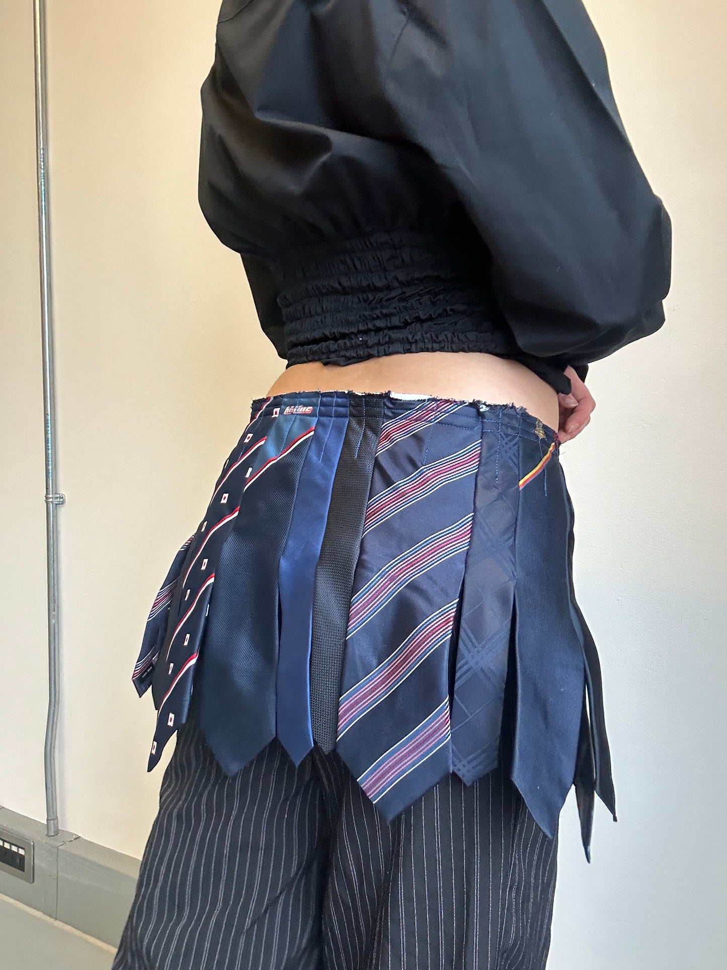 I MEAN BUSINESS MINI // NAVY