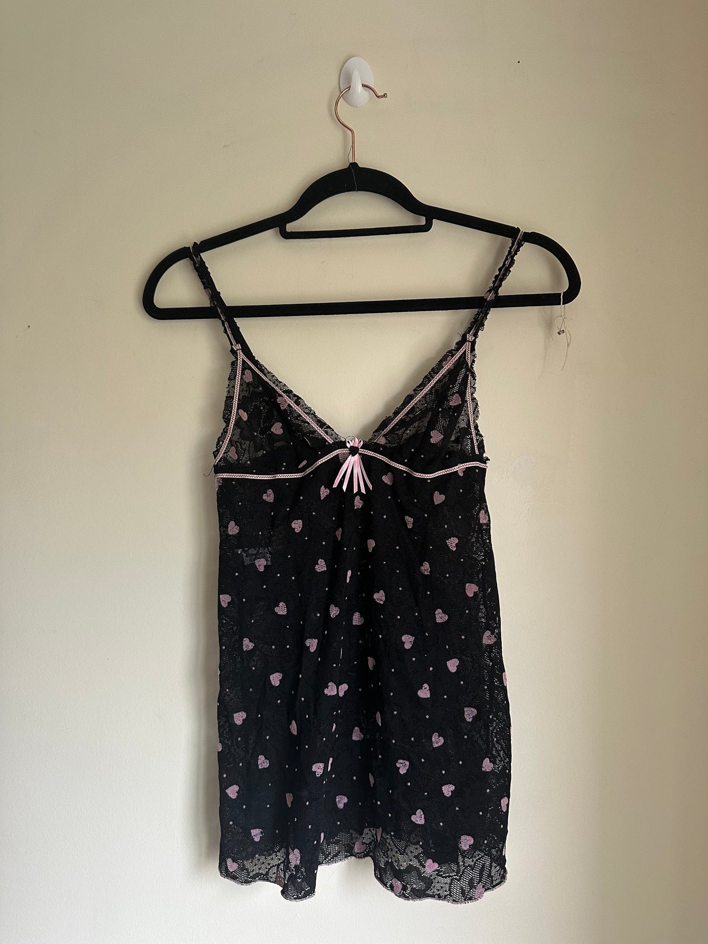 Heart graphic lace cami