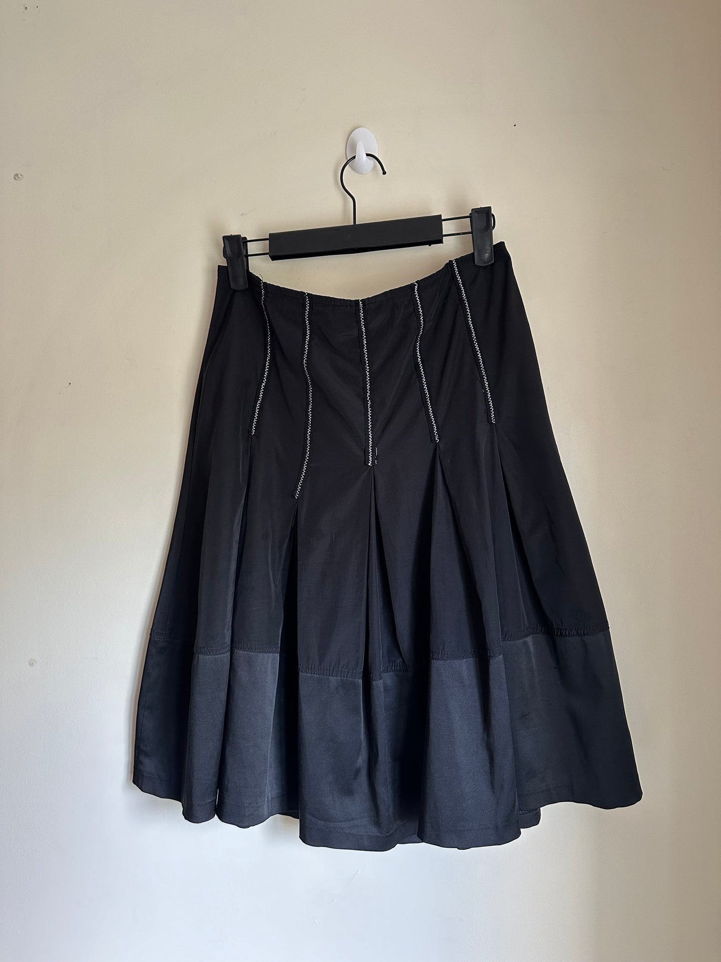 Pleated midi skirt
