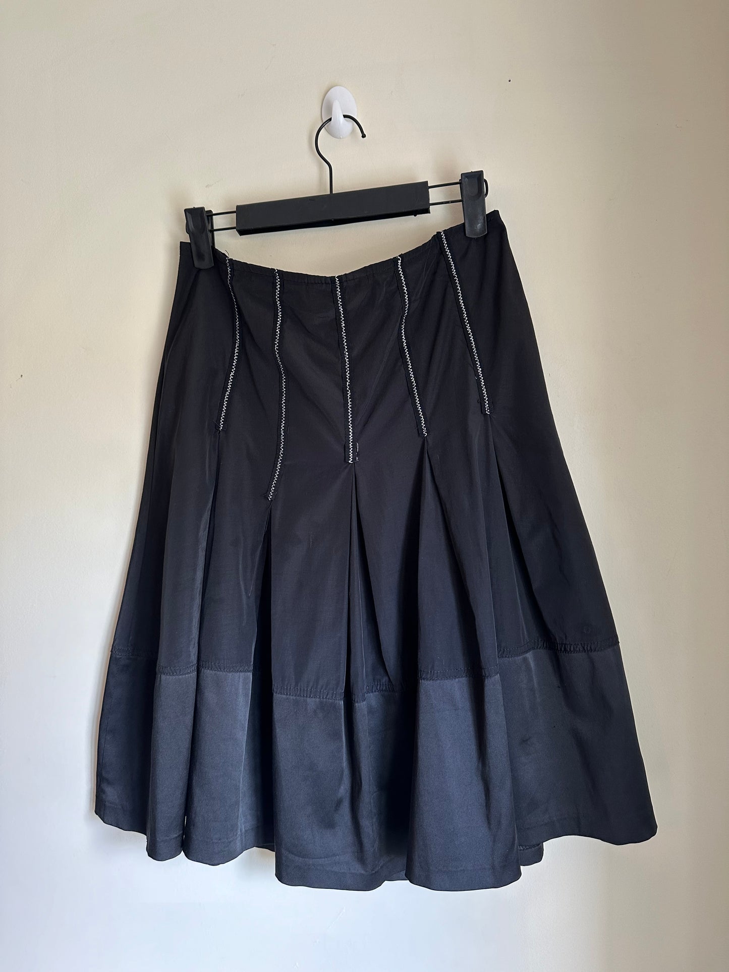 Pleated midi skirt