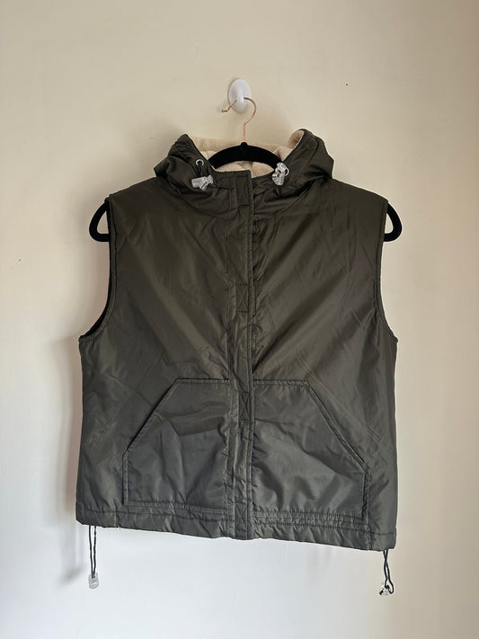 Cropped gilet