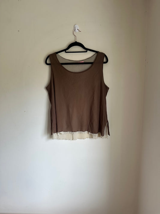 Double layer mesh vest